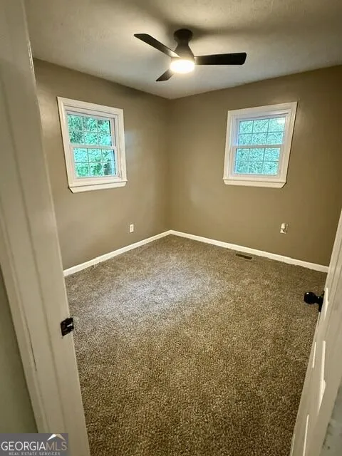 3914 Pine Lake RD West Point, GA 31833