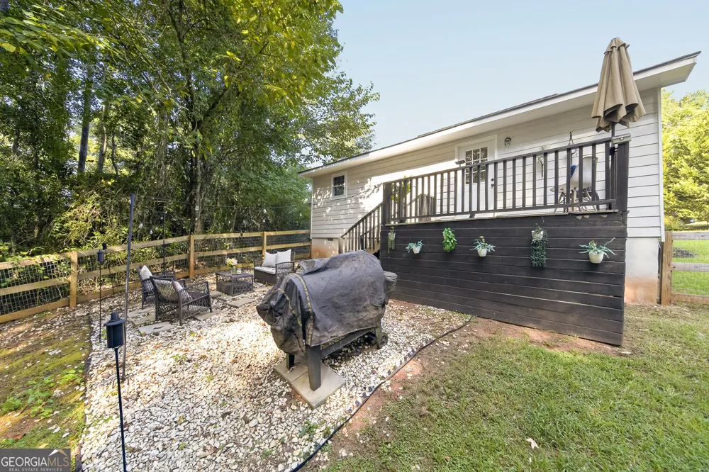 3914 Pine Lake RD West Point, GA 31833
