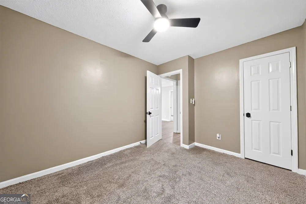 3914 Pine Lake RD West Point, GA 31833