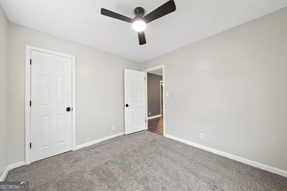 3914 Pine Lake RD West Point, GA 31833