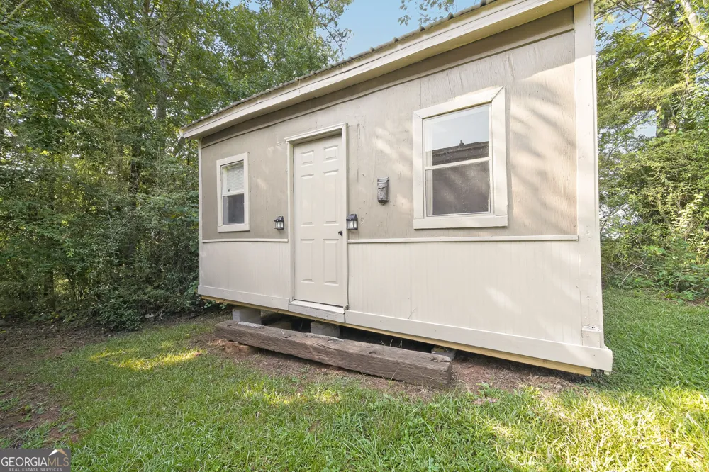 3914 Pine Lake RD West Point, GA 31833