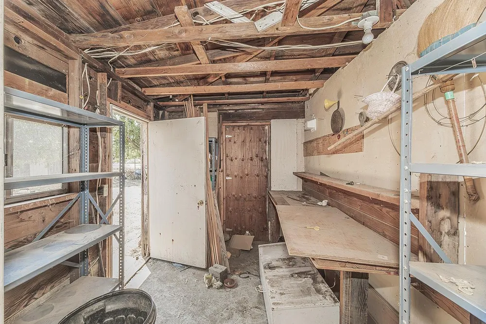 9016 E Dinuba Avenue Selma, CA 93662