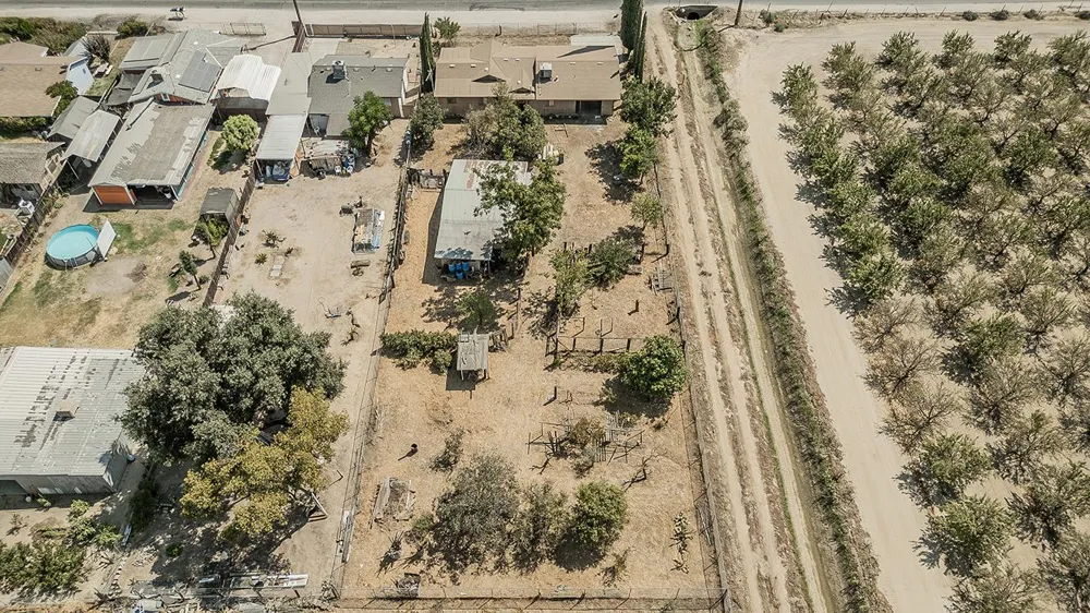 9016 E Dinuba Avenue Selma, CA 93662