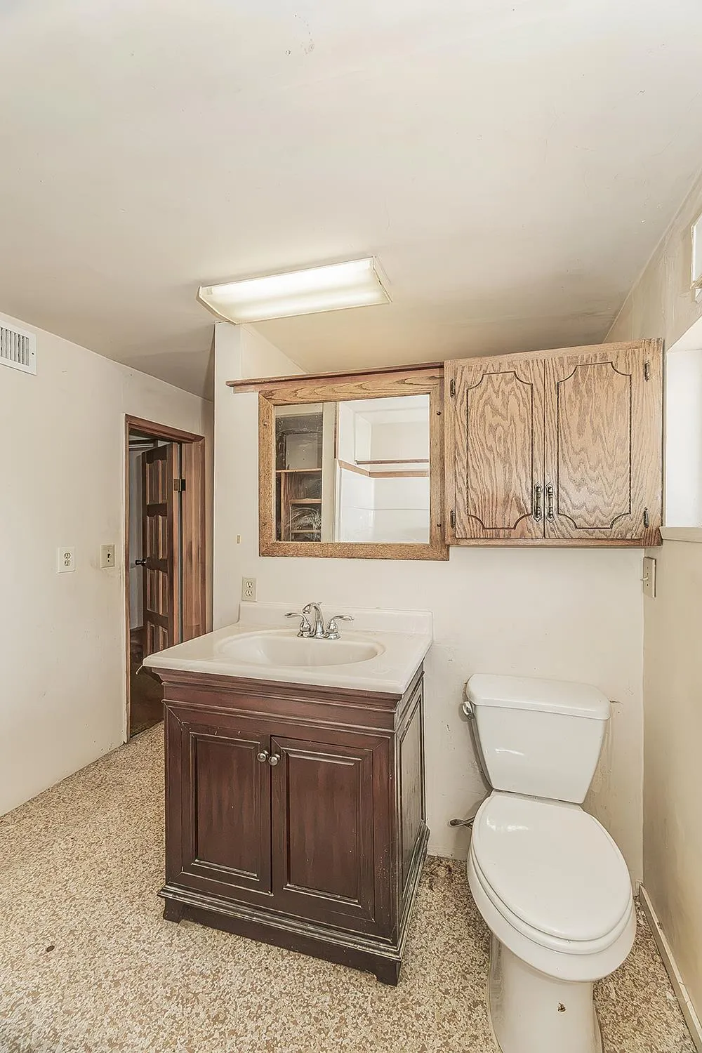 9016 E Dinuba Avenue Selma, CA 93662