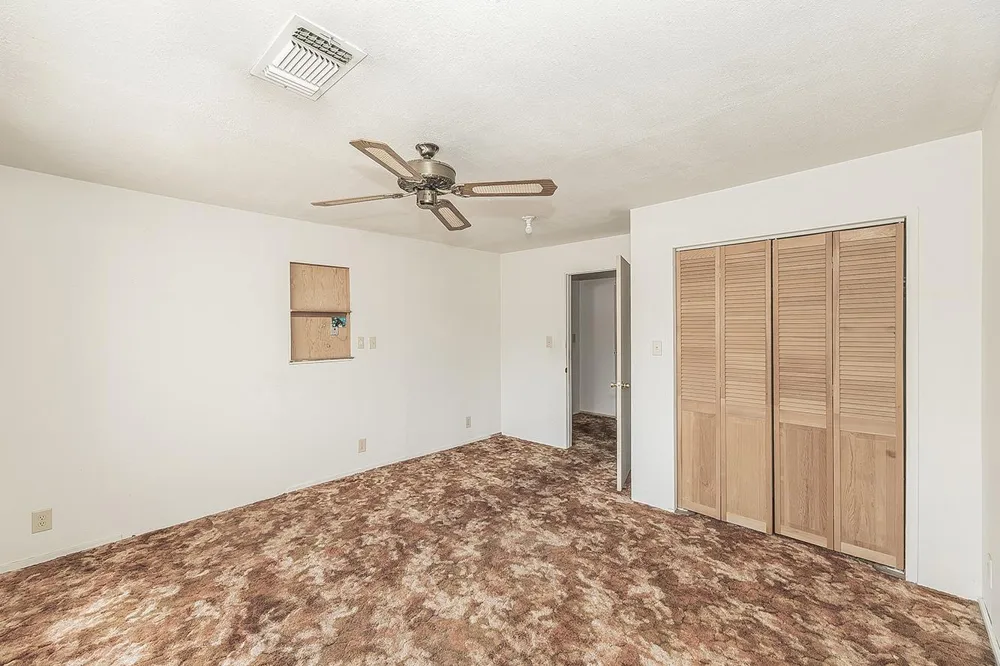 9016 E Dinuba Avenue Selma, CA 93662