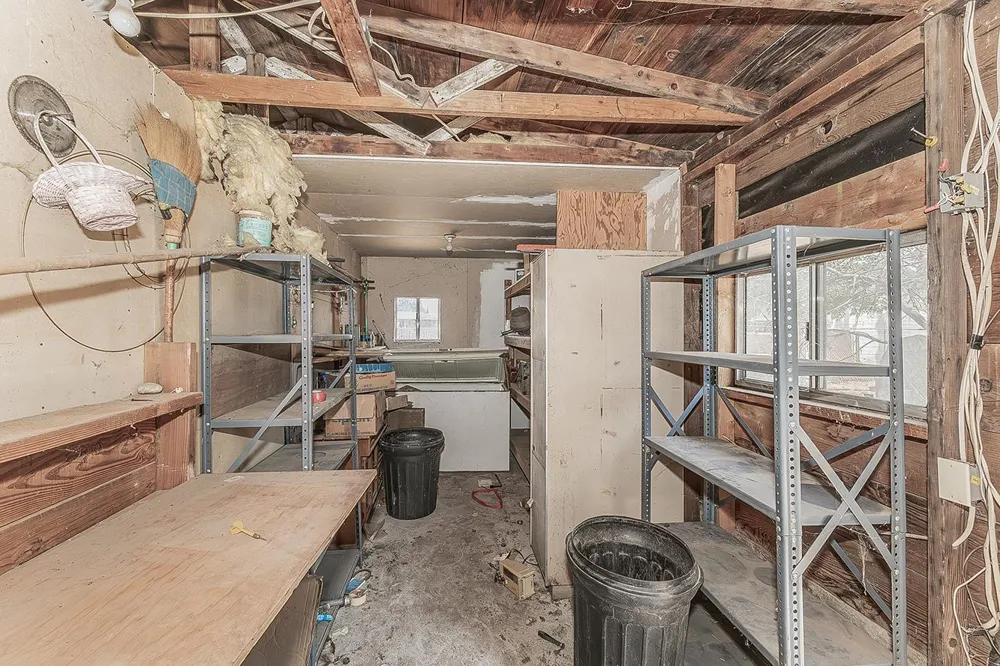 9016 E Dinuba Avenue Selma, CA 93662
