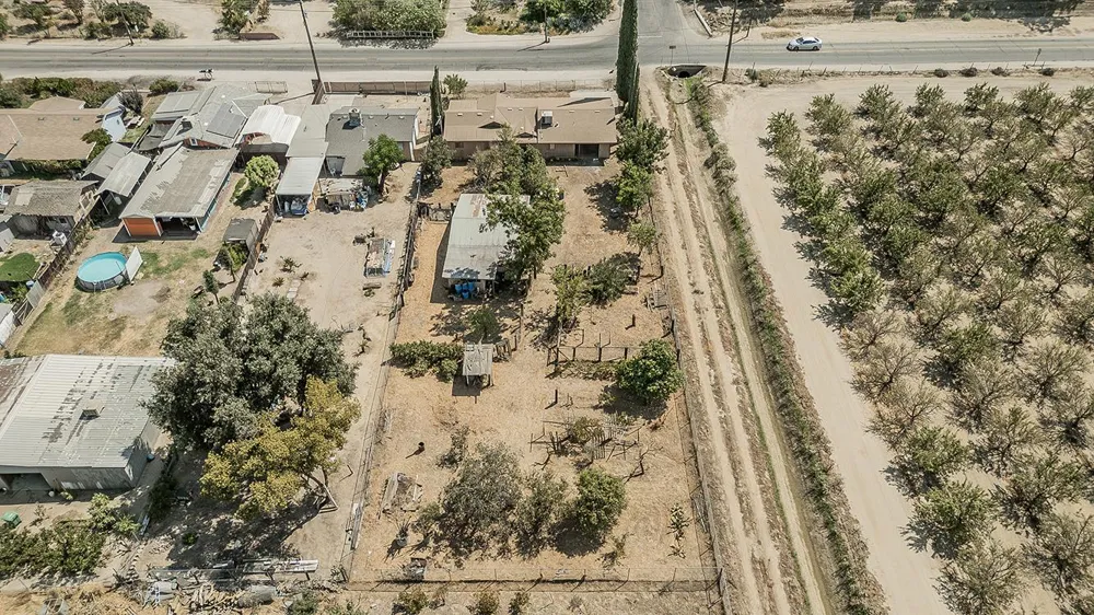 9016 E Dinuba Avenue Selma, CA 93662