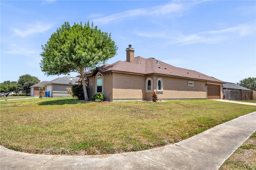 14402 Pentridge Drive Corpus Christi, TX 78410
