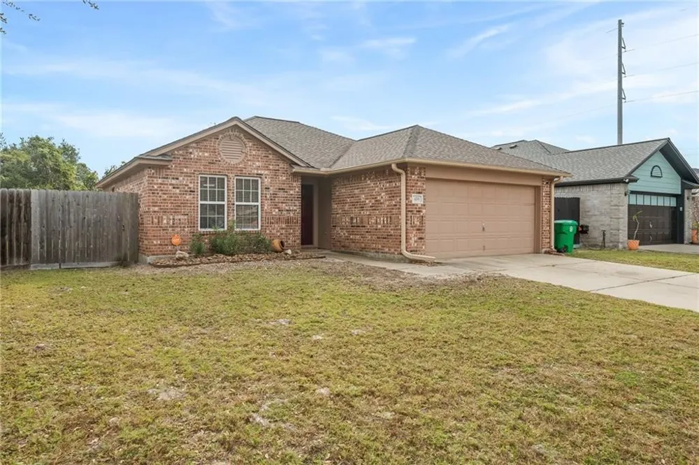 426 Oak Harbor Drive Aransas Pass, TX 78336