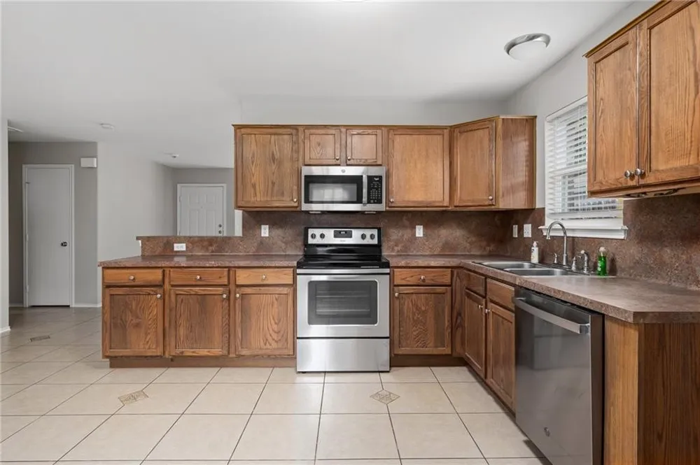 426 Oak Harbor Drive Aransas Pass, TX 78336