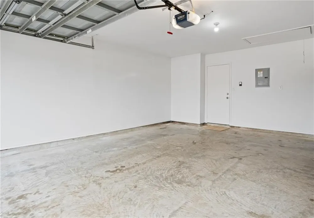 426 Oak Harbor Drive Aransas Pass, TX 78336