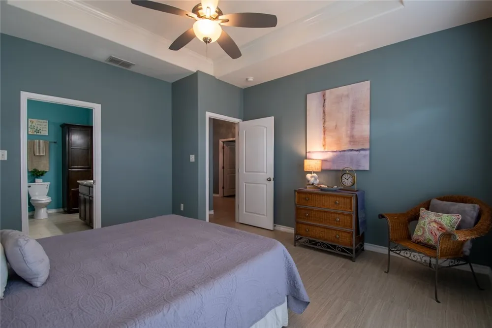 7225 Lake Serenity Drive Corpus Christi, TX 78414