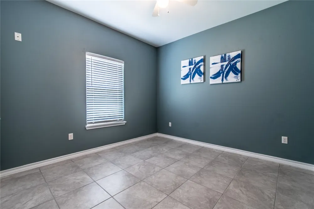 7225 Lake Serenity Drive Corpus Christi, TX 78414