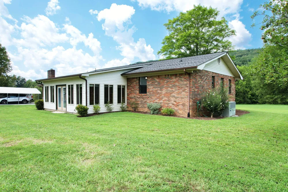 344 County Road 189 Decatur, TN 37322