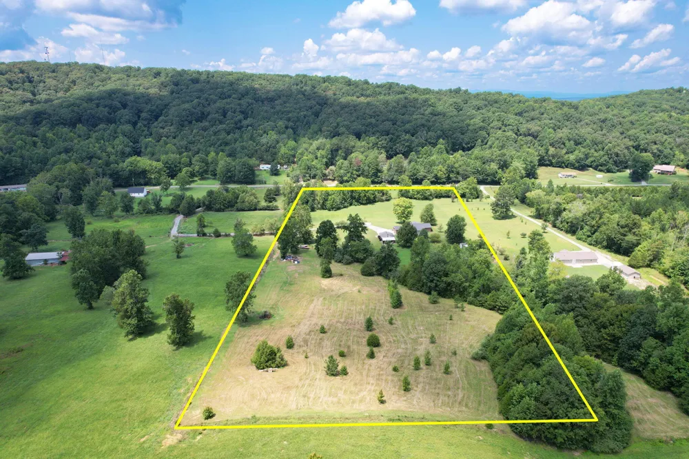 344 County Road 189 Decatur, TN 37322