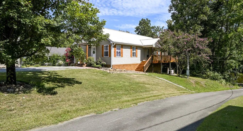 220 Sam Johnson Road NW Georgetown, TN 37336
