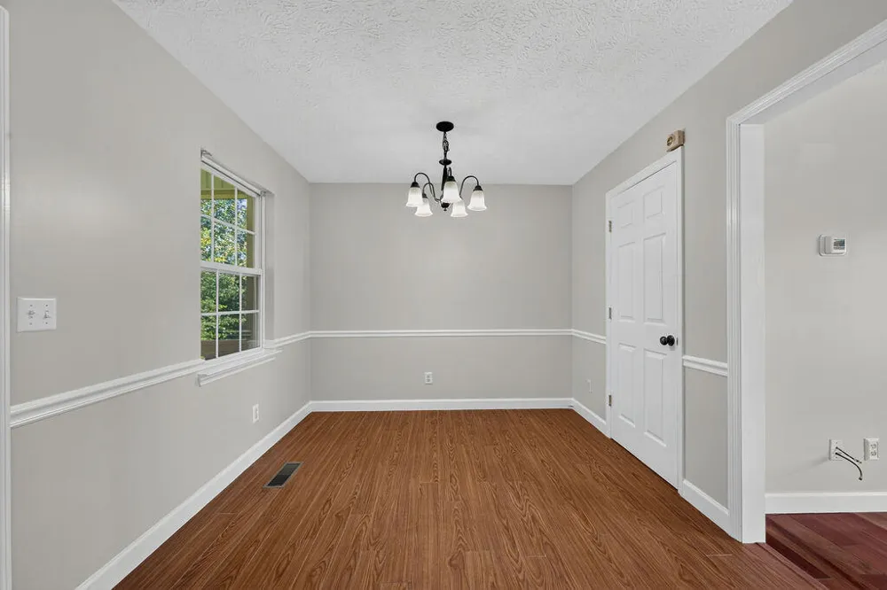 98 Chestnut Ridge Road Ringgold, GA 30736