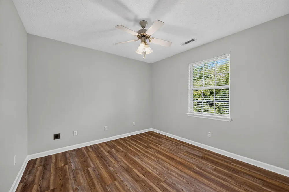 98 Chestnut Ridge Road Ringgold, GA 30736