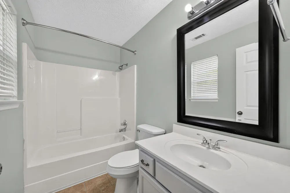 98 Chestnut Ridge Road Ringgold, GA 30736