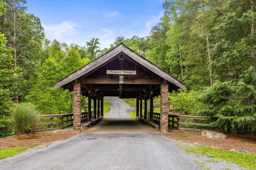 678 Deep Woods Drive Dunlap, TN 37327