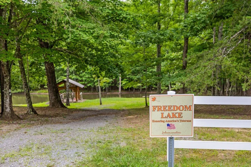 678 Deep Woods Drive Dunlap, TN 37327