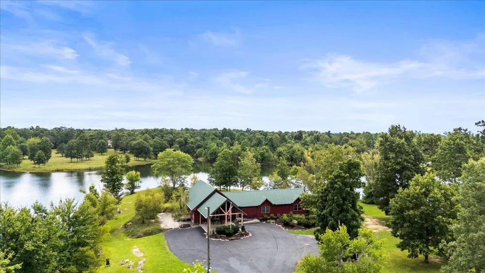 678 Deep Woods Drive Dunlap, TN 37327
