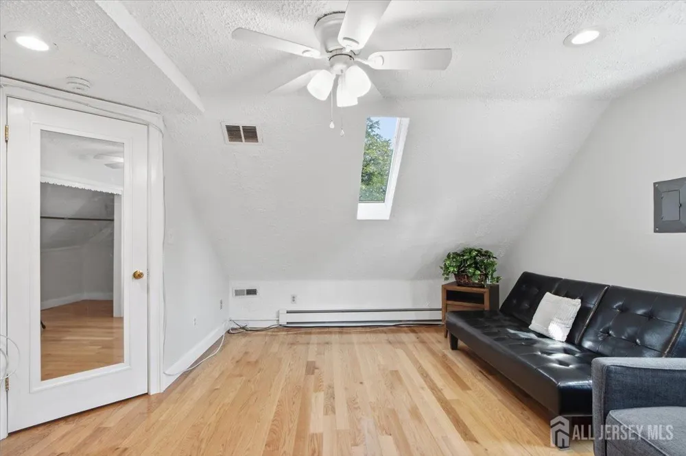 36 Oakland Avenue Franklin, NJ 08873