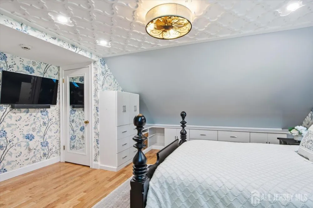 36 Oakland Avenue Franklin, NJ 08873