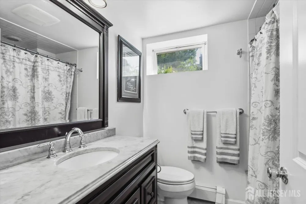 36 Oakland Avenue Franklin, NJ 08873