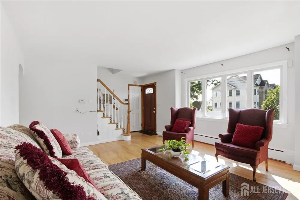 36 Oakland Avenue Franklin, NJ 08873