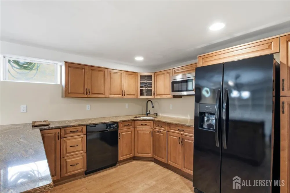 36 Oakland Avenue Franklin, NJ 08873