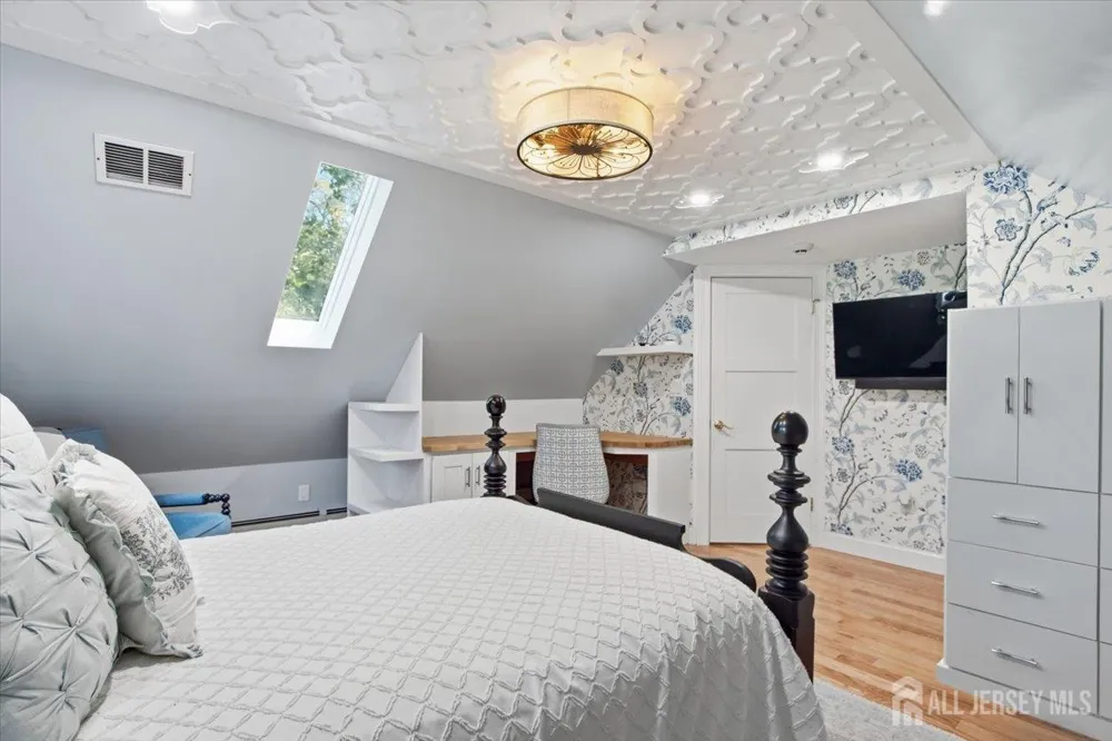 36 Oakland Avenue Franklin, NJ 08873