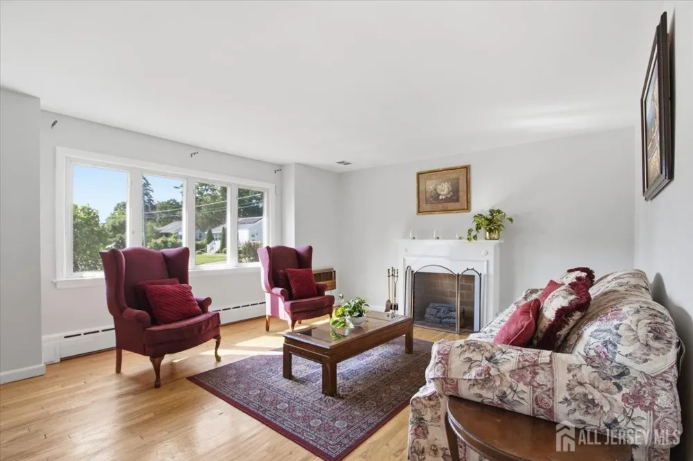 36 Oakland Avenue Franklin, NJ 08873