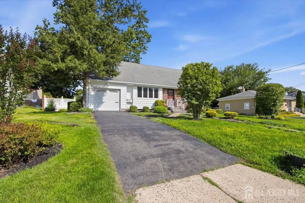 36 Oakland Avenue Franklin, NJ 08873