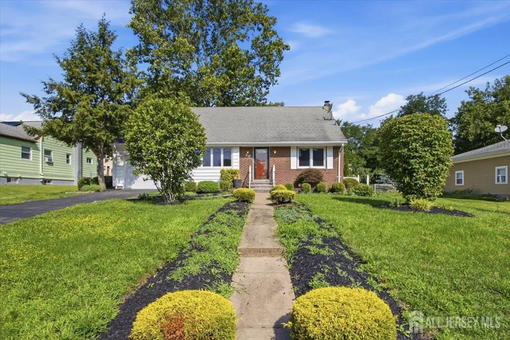 36 Oakland Avenue Franklin, NJ 08873