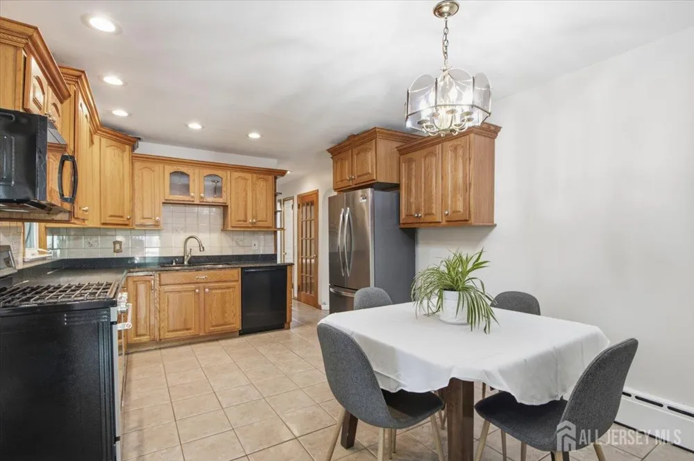 36 Oakland Avenue Franklin, NJ 08873