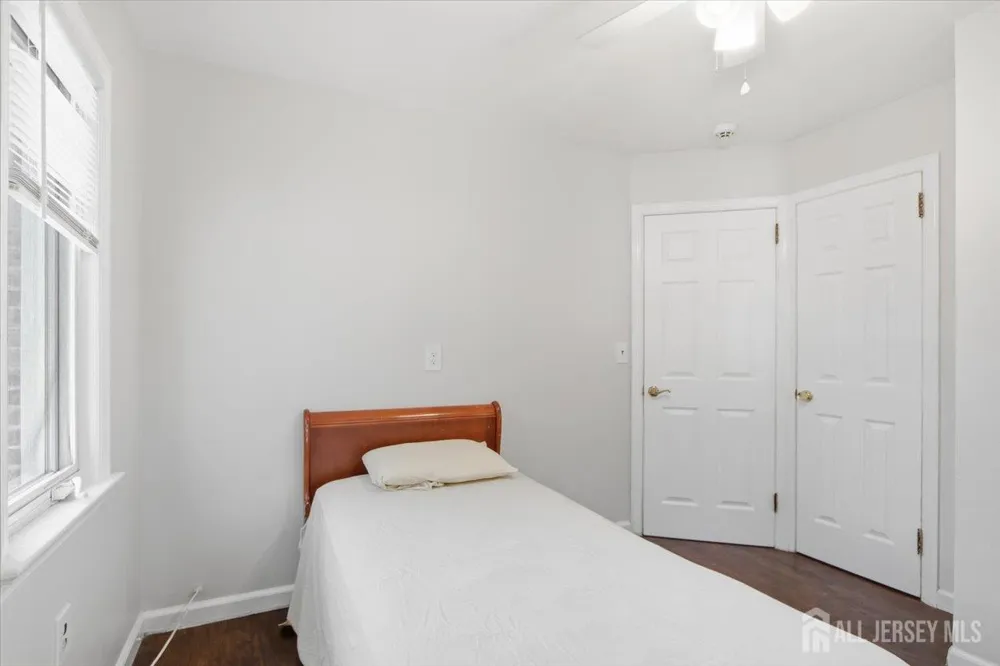 36 Oakland Avenue Franklin, NJ 08873