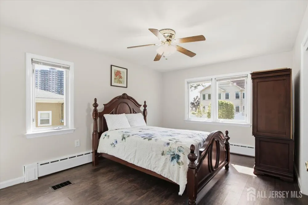 36 Oakland Avenue Franklin, NJ 08873