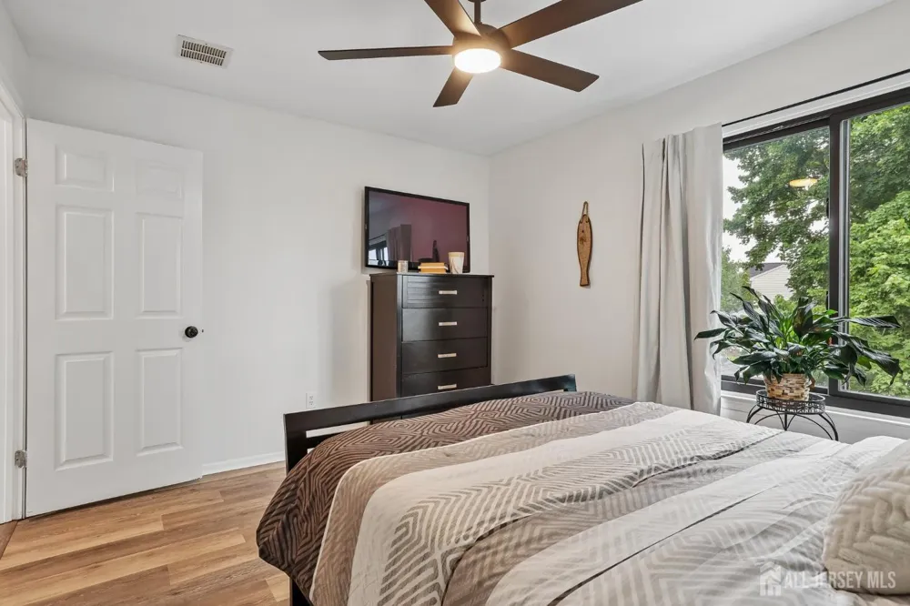 190 Market Street Middlesex, NJ 08846