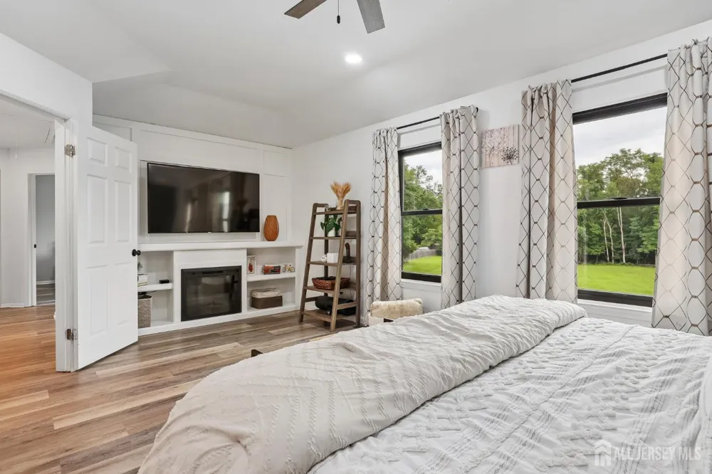 190 Market Street Middlesex, NJ 08846