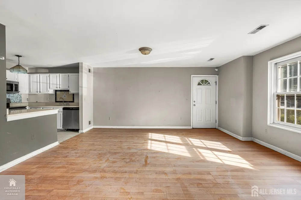 20 MULFORD STREET Roseland, NJ 07068