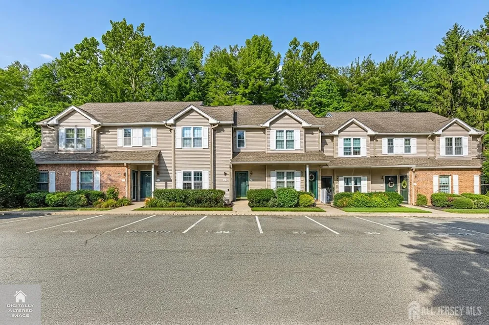 20 MULFORD STREET Roseland, NJ 07068
