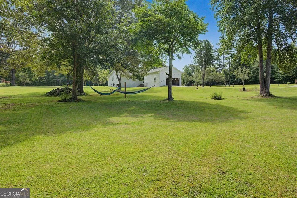 8736 Camp RD Winston, GA 30187