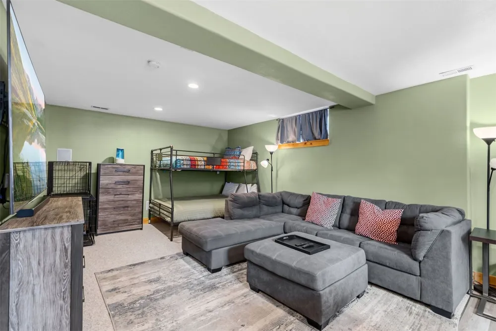 195 97 CIRCLE Blue River, CO 80424