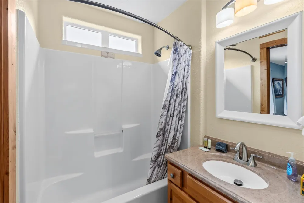 195 97 CIRCLE Blue River, CO 80424