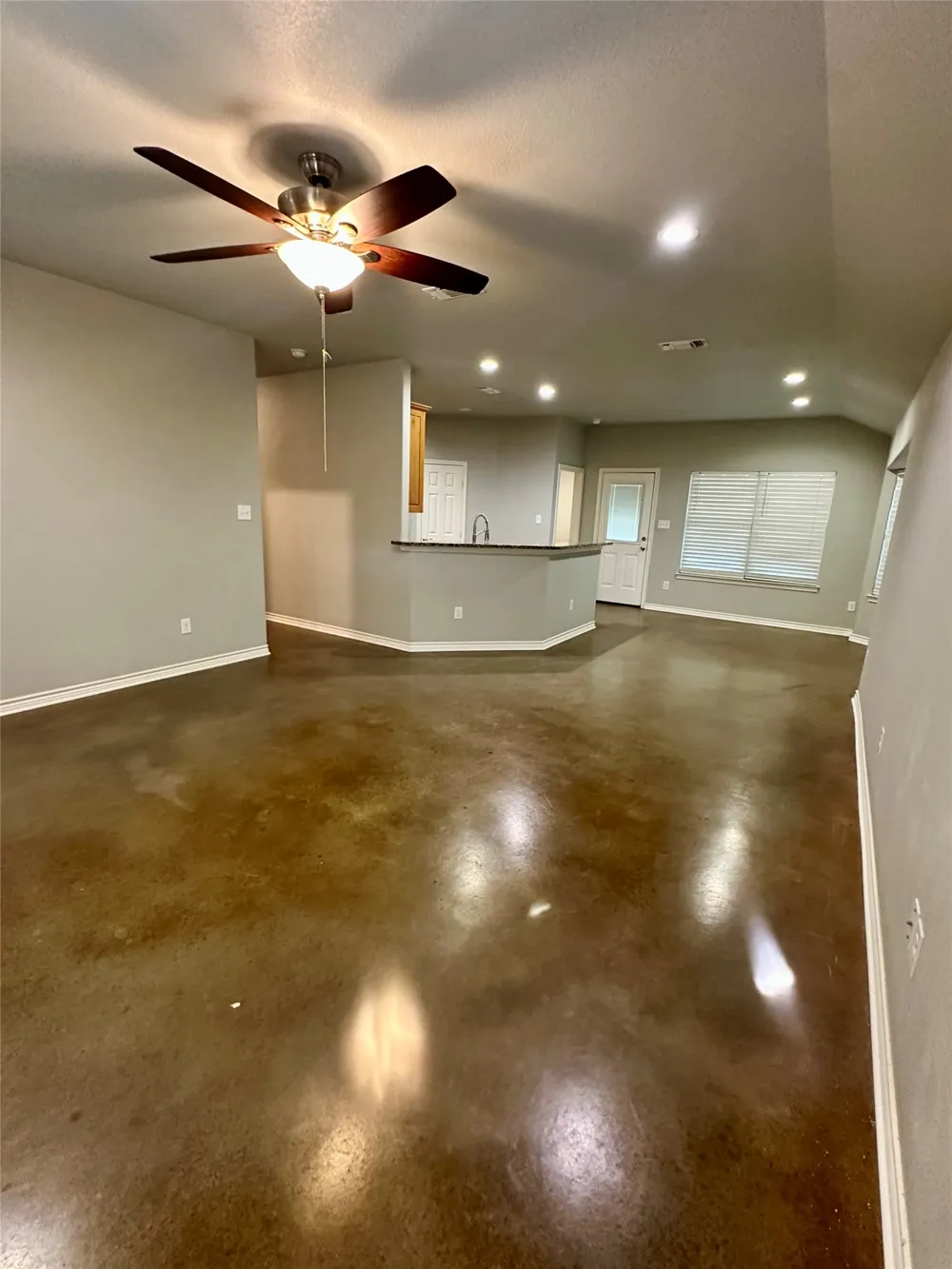 134 Dennis Drive Azle, TX 76020