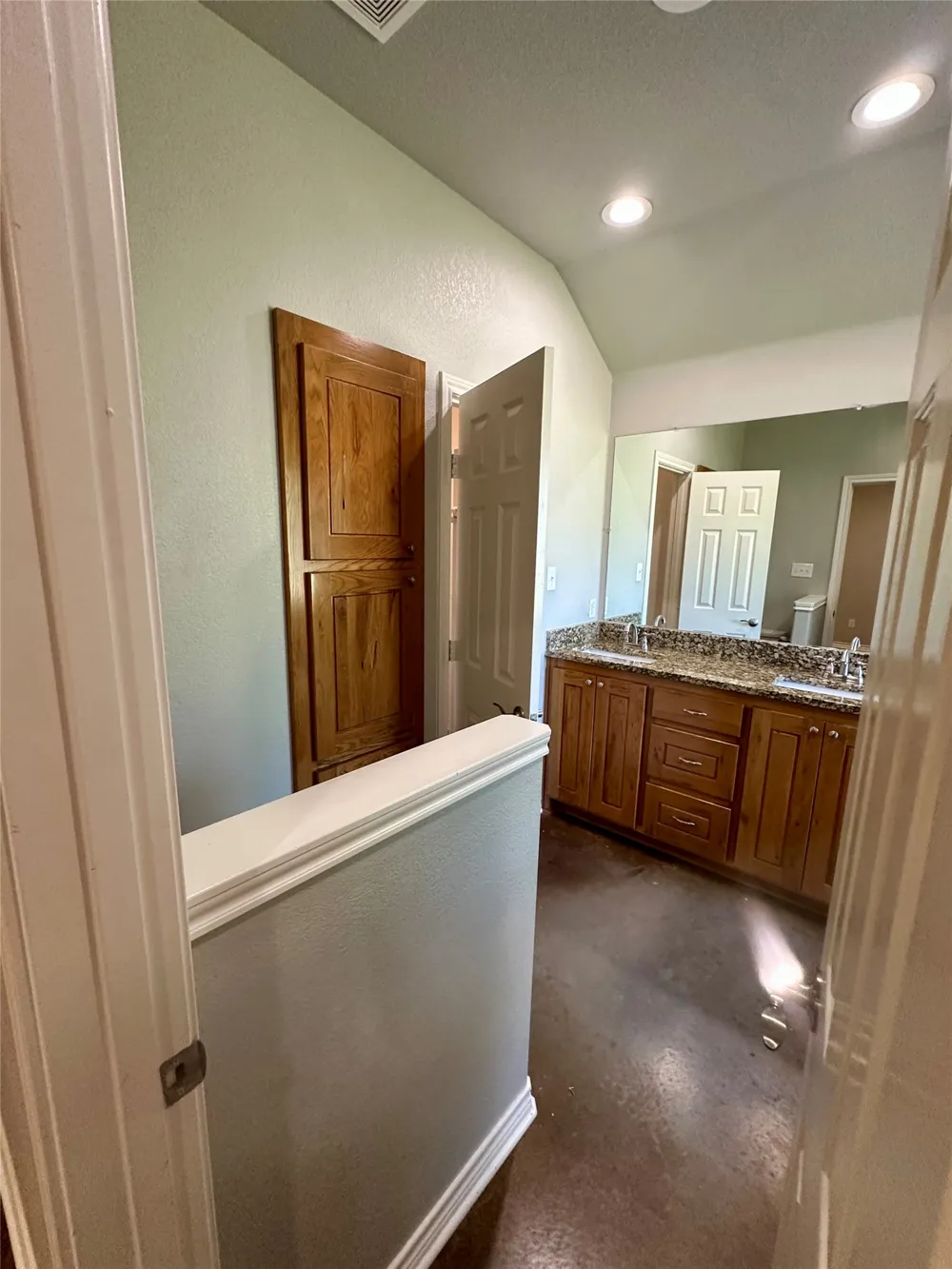 134 Dennis Drive Azle, TX 76020