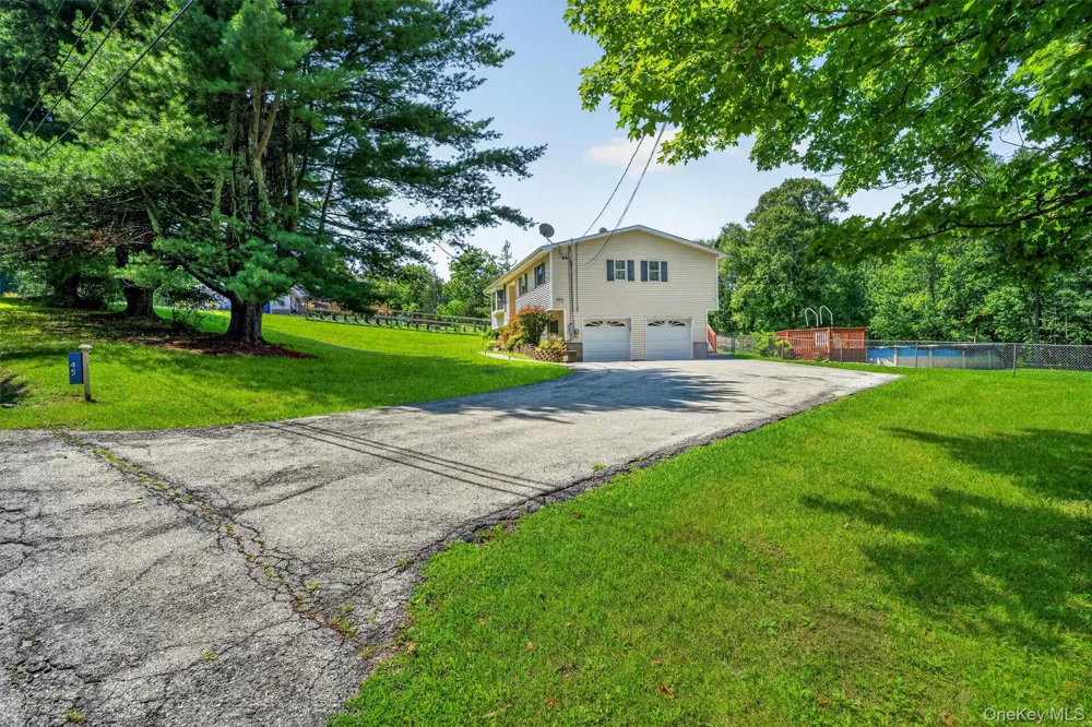45 Brola Road Middletown, NY 10940