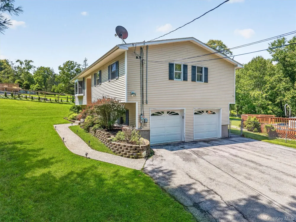 45 Brola Road Middletown, NY 10940