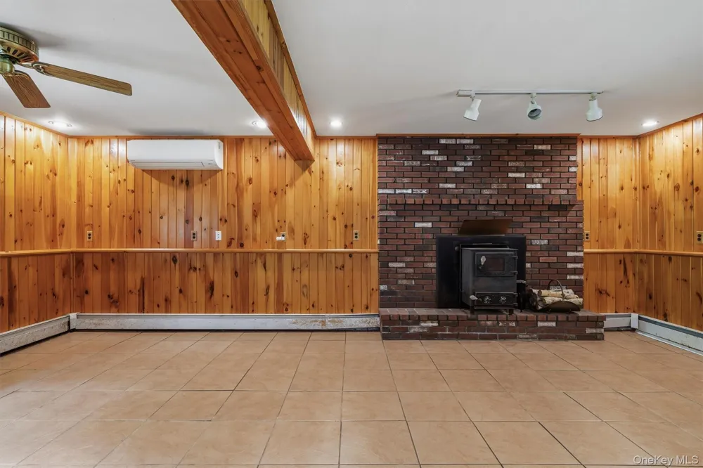 45 Brola Road Middletown, NY 10940